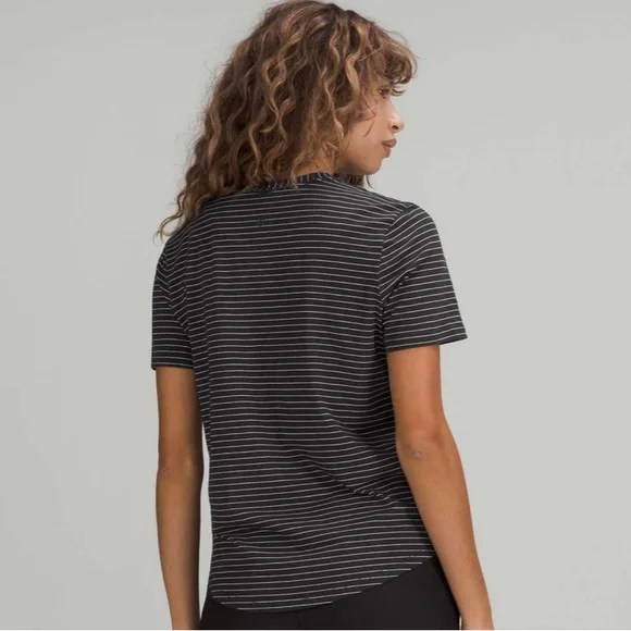 Lululemon Love Crew Short Sleeve T-Shirt | Stripe Black White | Size 6 - Picture 2 of 4